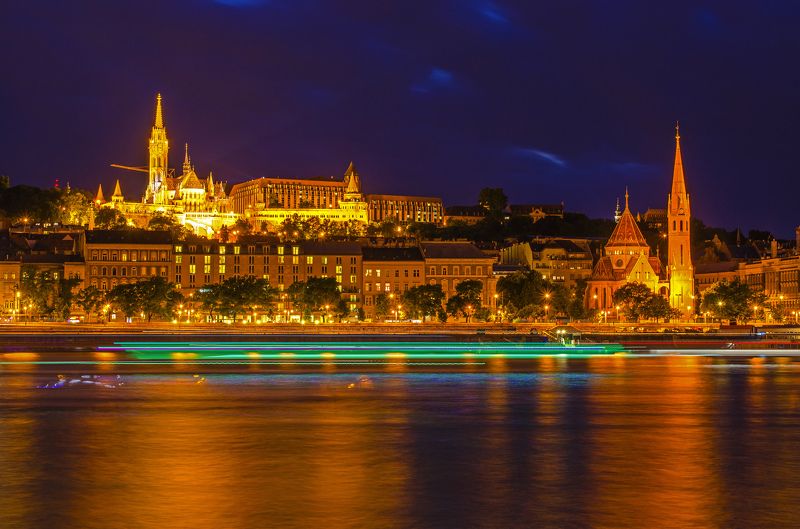 будапешт, венгрия, дунай, река, ночь, огни, иллюминация, свет Вид на \