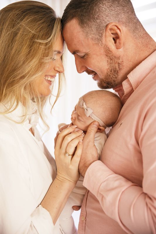 family, lifestyle, newborn photo preview