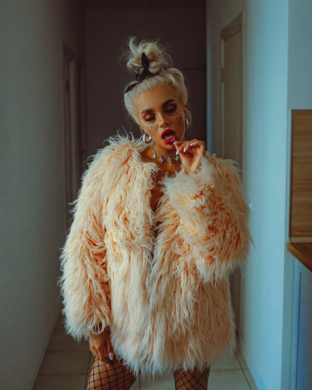 Bad girls фото превью