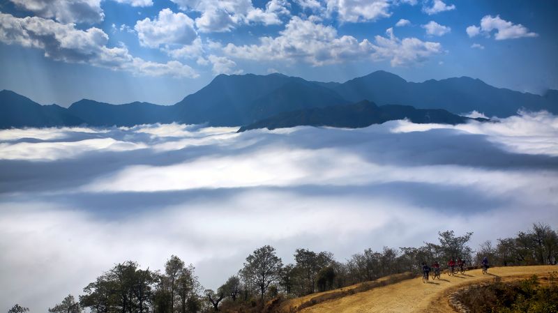 Cycling to Heavenphoto preview