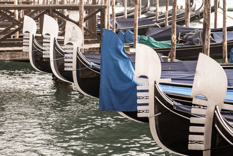 Venecian Gondolasphoto preview