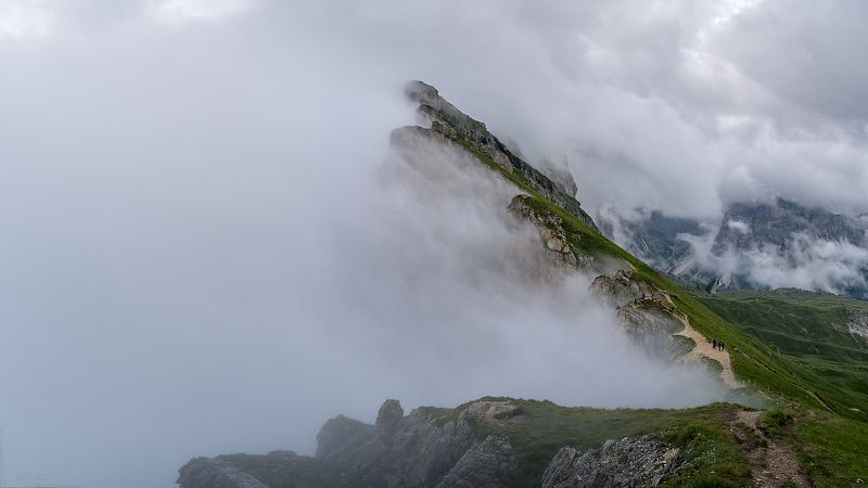путь, тропа, доломиты, южный тироль, небо, горы, облака, непогода, туман, Край Света...photo preview