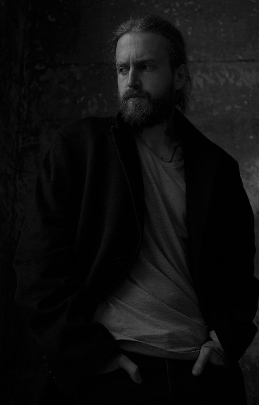 #мужской_портрет #бородатый_мужчина #студийный_портрет Неприятиеphoto preview