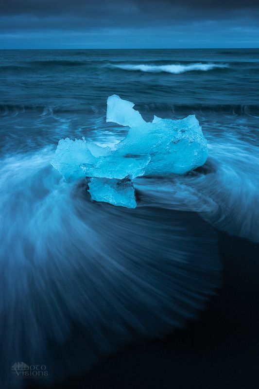 black beach,glacier,glacial,iceland,ice,sea,sea shore,shoreline,beach,diamond beach, Bluephoto preview