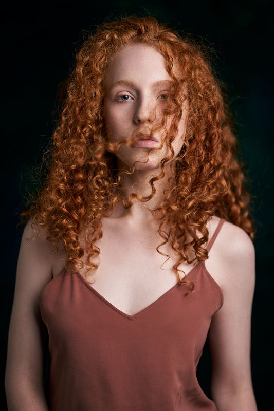 redhead, portrait, studio, low key, sony, girl Варвараphoto preview
