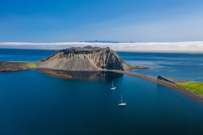 курильские острова, курилы, вулкан, такетоми, остров атласова, volcano, taketomi, kuril islands Побочный вулкан Такетомиphoto preview