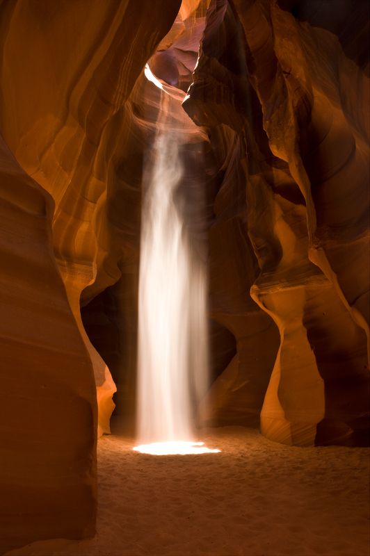 THE GATE TO HEAVENphoto preview