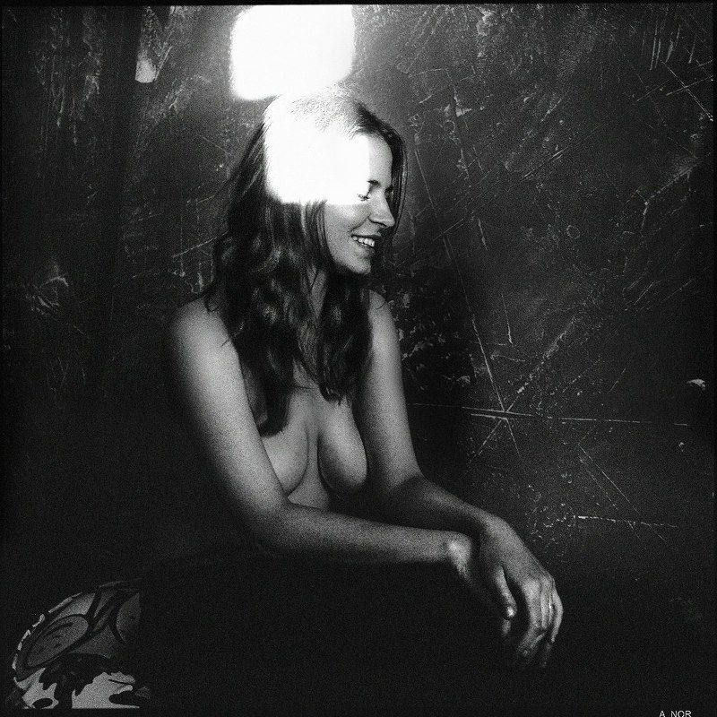 Портрет Оли с солнечным зайчикомphoto preview