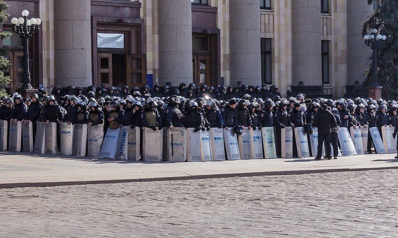 С 8-м марта по старому стилю в духе постмодерна фото превью