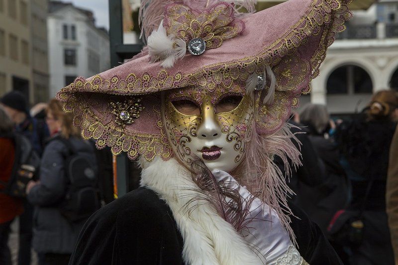 маски шоуphoto preview