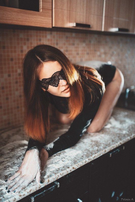 На кухнеphoto preview