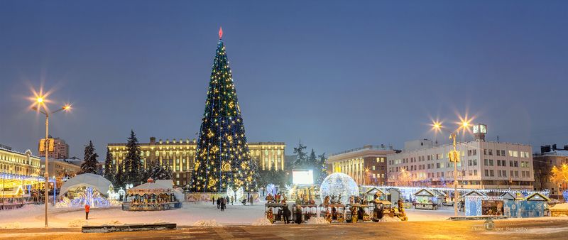белгород, соборная площадь, новогодняя площадь, новогодняя ёлка, новогодний городок, зимний городок, россия, рождество, панорама,  новый год, новогодняя сказка,  новогодняя история, новогодняя иллюминация, зима, панорама, городской пейзаж, город, Новогодний городок в Белгородеphoto preview