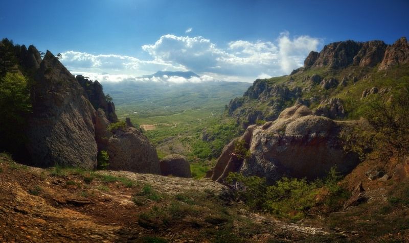 крым, димерджи, горы В Долине приведенийphoto preview