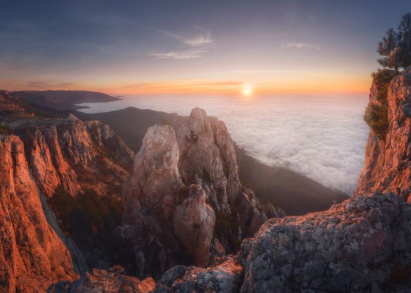 Один рассвет на Ай-Петриphoto preview