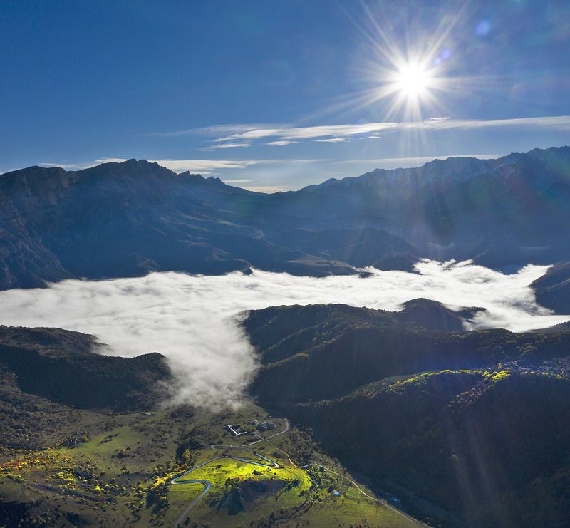Кавказ, Ингушетия, Цей Лоам Восход с перевала Цей Лоам фото превью