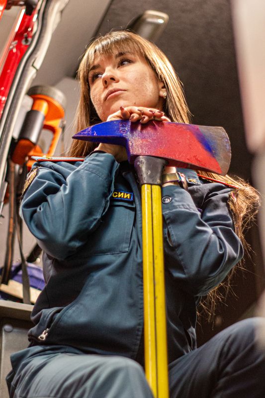 Сотрудник МЧСphoto preview