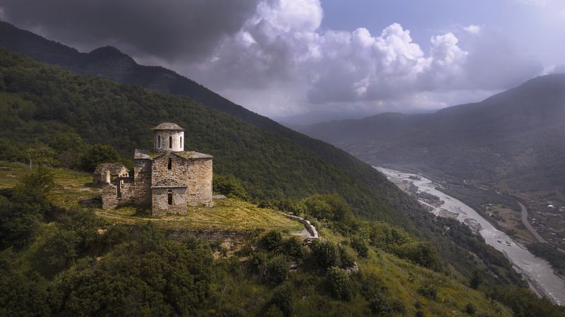 Сентинский храм Х векphoto preview