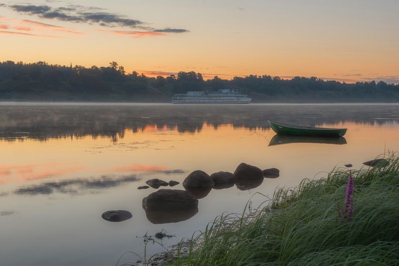рассвет, лето, река, волга, теплоход, утро, берег Рассвет на волжских берегах фото превью
