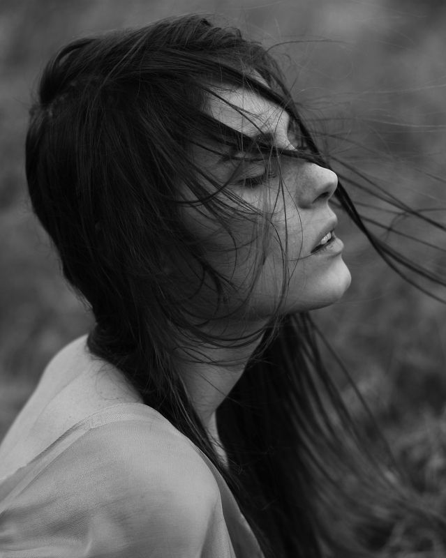 портрет, чб, девушка ***photo preview