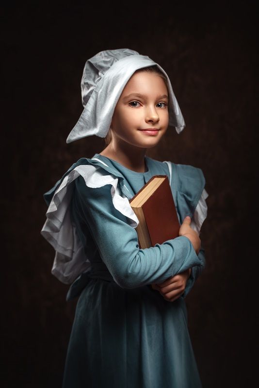 #женскийпортрет #детскийпортрет #тематическаяфотосессия Читайте книгиphoto preview