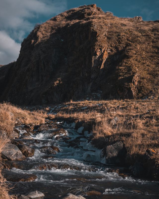 ручей, река, осетия, горы, лёд, скала, зима, пейзаж, день Горный каскад.photo preview