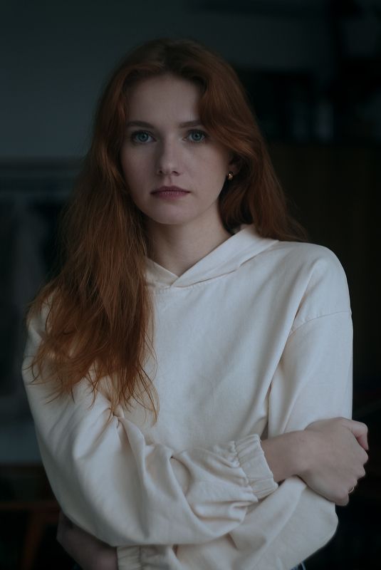 девушка, рыжая, красивая, естественный свет Натальяphoto preview