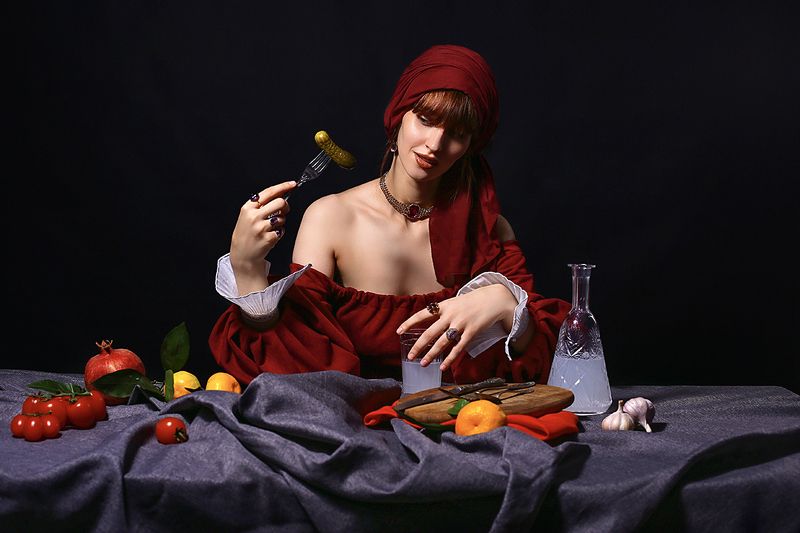 Ренессанс, Возрождение, Постановочное фото, Жанровый портрет, Девушка с огурцом, Натюрморт, Средневековье Ренессансphoto preview