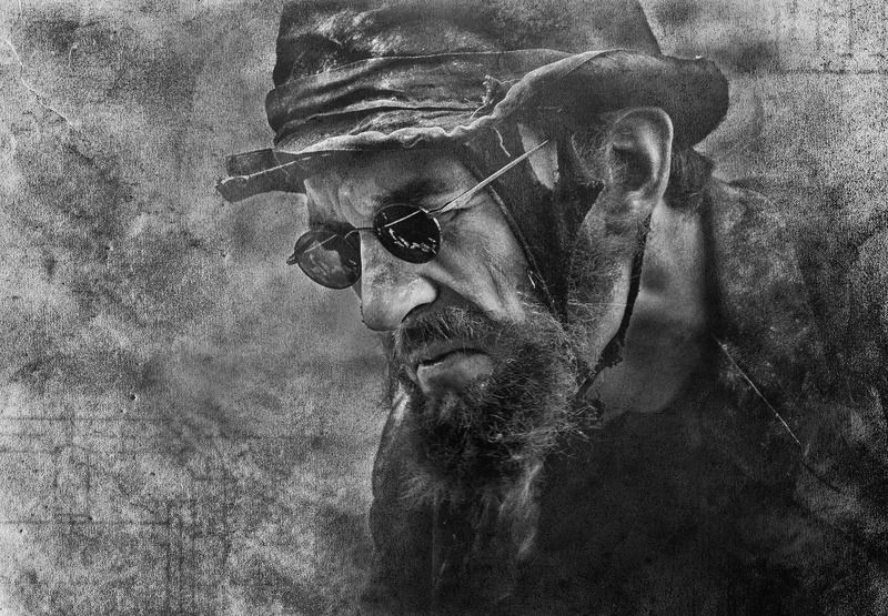 Мистер Гэмфилдphoto preview