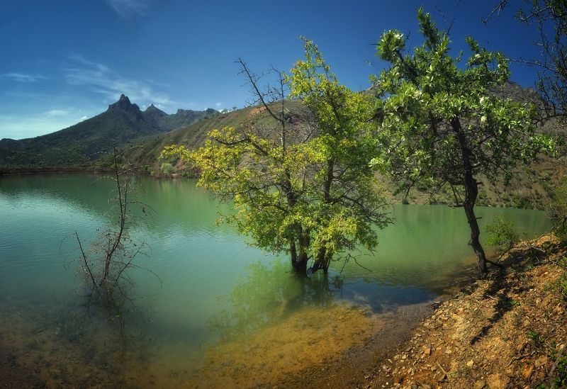 крым, горы, озеро, водоем, вода, лето Озеро Панагияphoto preview