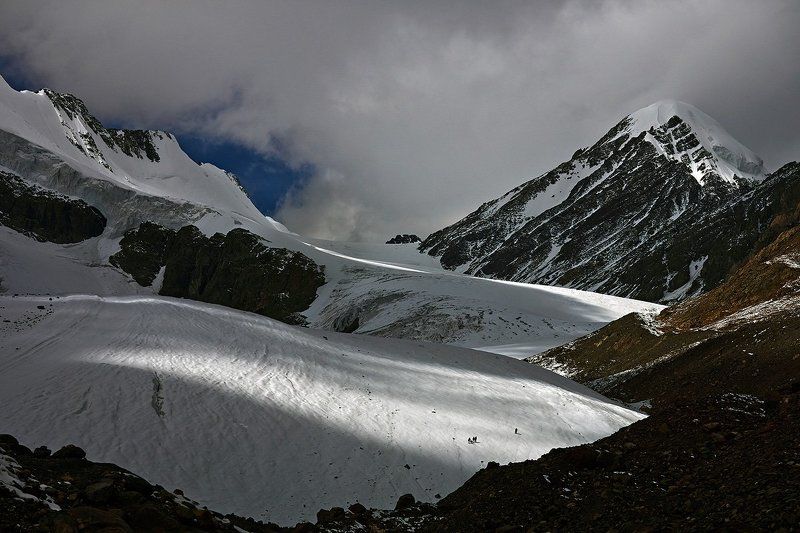 Карлики и Великаныphoto preview