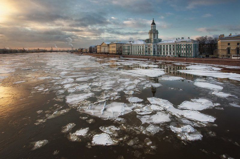 Зима в городе на Неве..photo preview