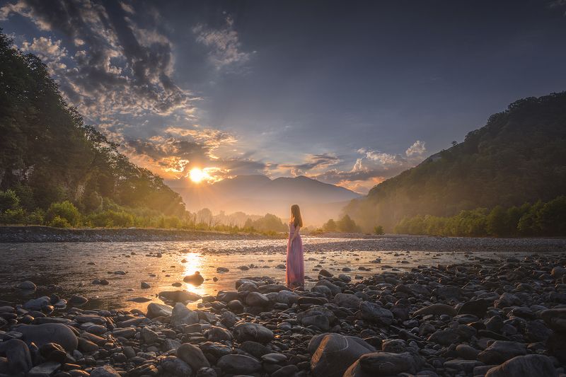 Собирая свет в ее волосах...photo preview