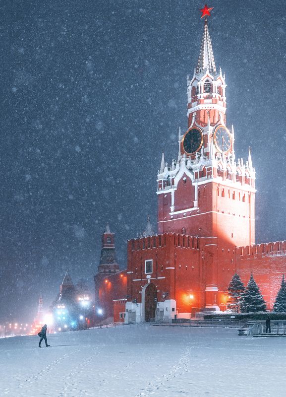 зима, Красная площадь, снег, метель, Москва, город, city, Kremlin, night, winter, Red Square Зима на Красной Площадиphoto preview