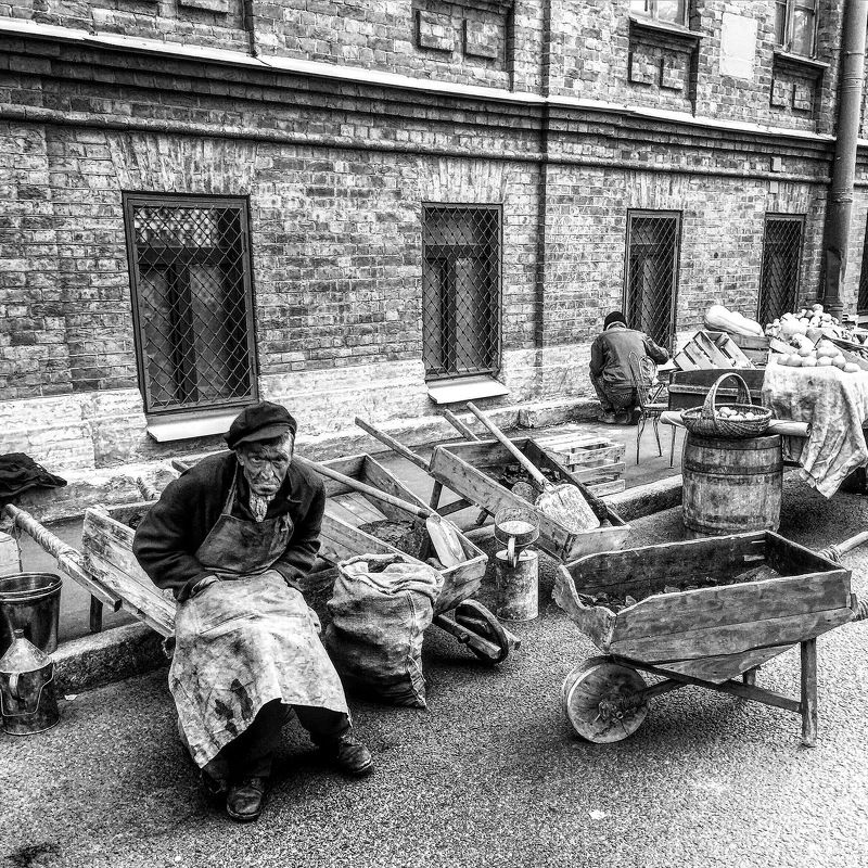 Угольщик (на съемках)photo preview