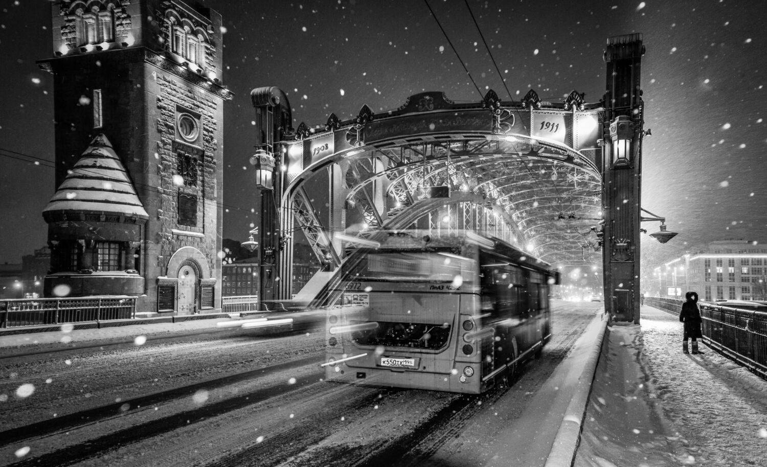 Зима. Вечерний мост. Автор: Александр Байдуков санкт-петербург, мост, снег, Александр Байдуков