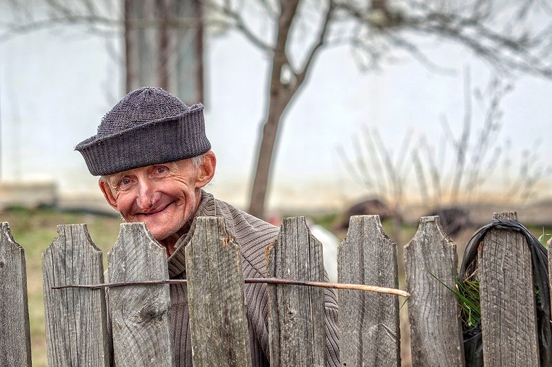 People A smilephoto preview