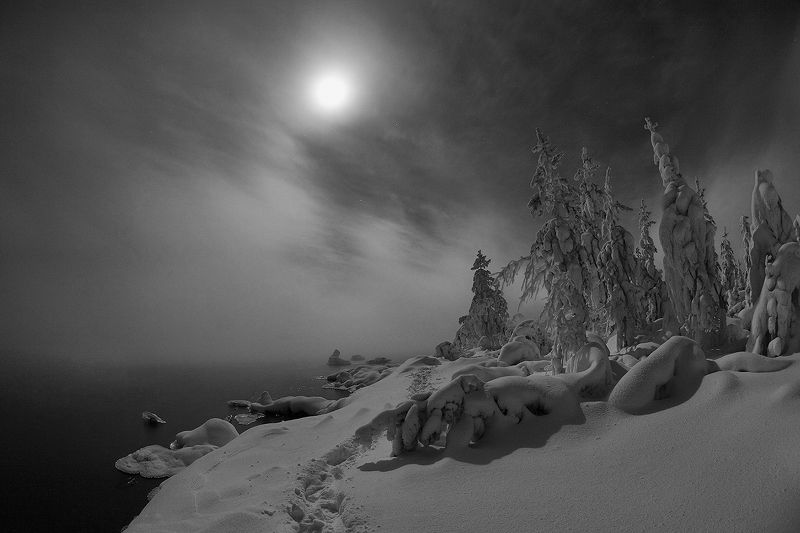 чёрно-белое кино...photo preview