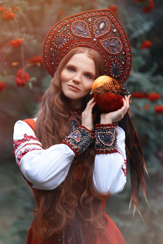 Фазан, девушка, русско-народный образ С фазаномphoto preview