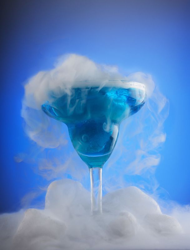 бокал, коктейль, лед, blue Зимний коктейльphoto preview
