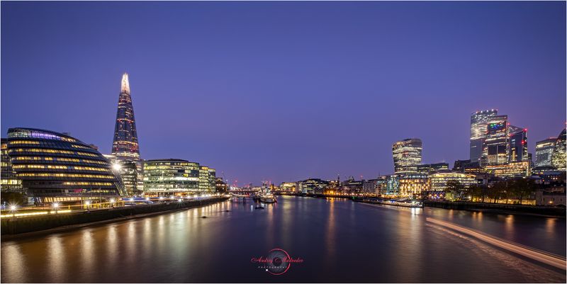London City. View from the Tower Bridgephoto preview