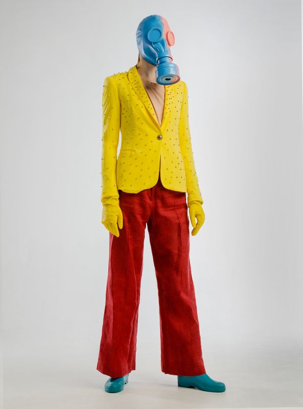 photo, portrait, concept, avantegarde Противопечальный костюмphoto preview