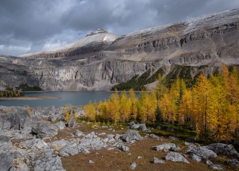 ОЗЕРО В КАМНЕphoto preview