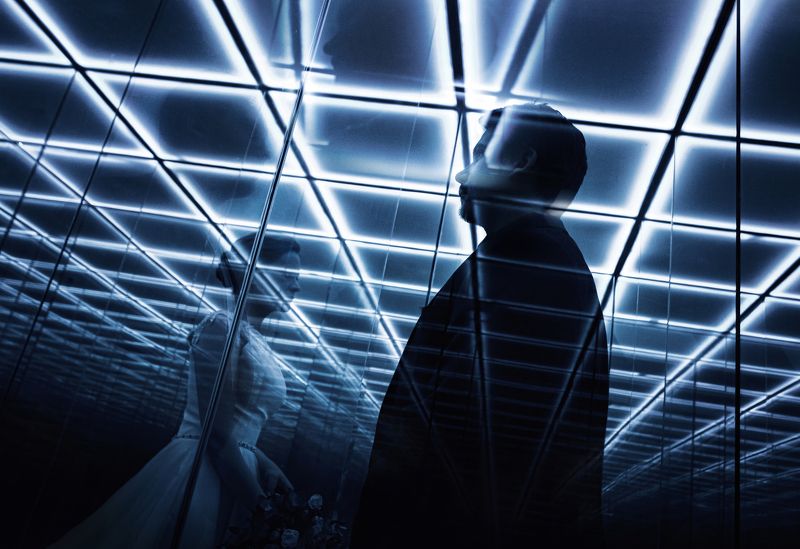 стекло,отражение,свадьба,портрет,лабиринт Matrixphoto preview