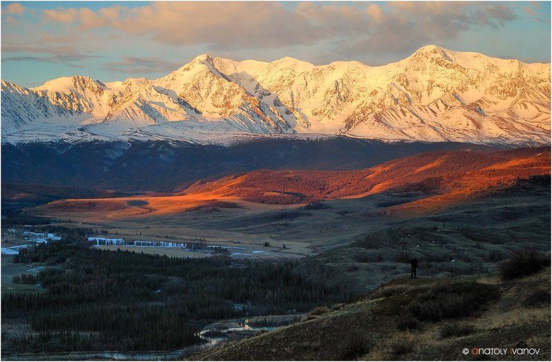 Горный алтай, Курайская степь, Северо-чуйский хребет В свете утренней зариphoto preview