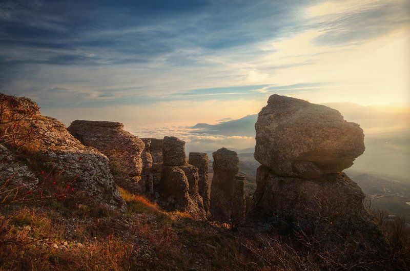 Каменные идолыphoto preview