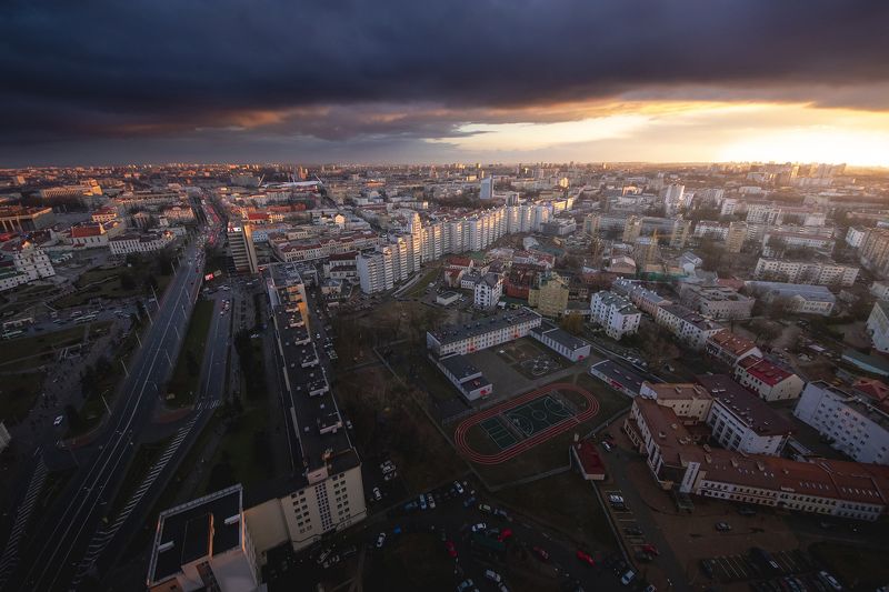 Городские пейзажи с крышphoto preview