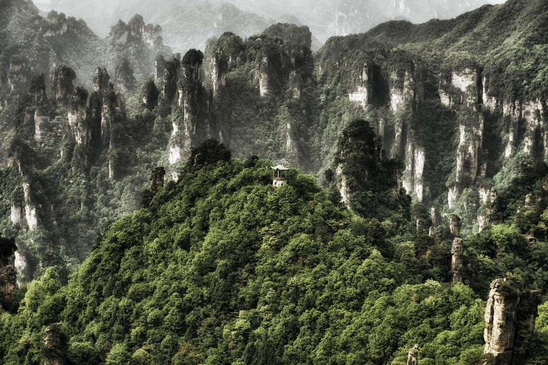 Китай, Чжанцзяцзе Одинокая пагодаphoto preview