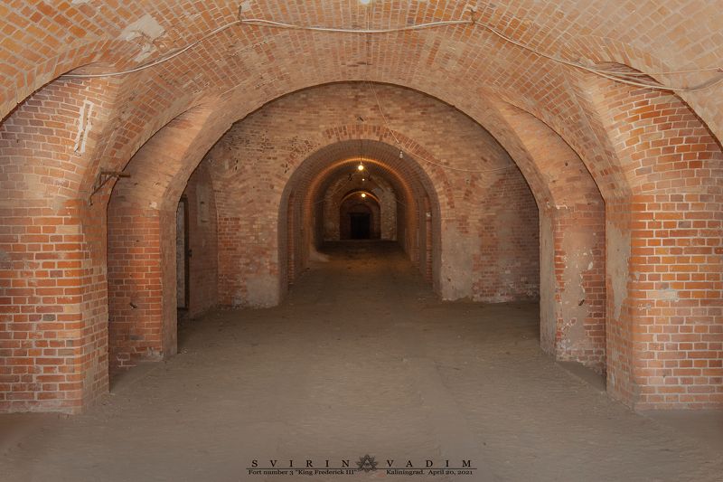 форт, фридрих iii, развалины, крепость, свод, проход, архитектура, воссточная пруссия, калининград, германия, 2021 год,fort, frederick iii, ruins, fortress, vault, passage, architecture, east prussia, kaliningrad, germany «Сердце форта» фото превью