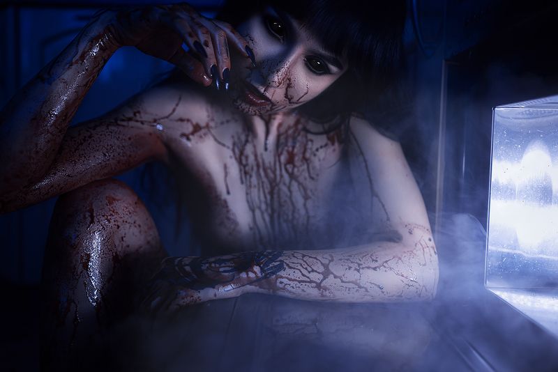 кухня, демон, demon, кровь, blood из серии Hungry demonphoto preview