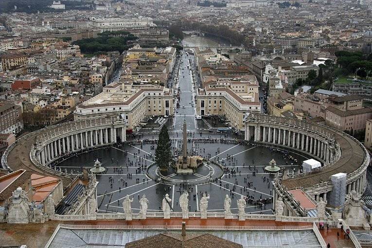 рим, Анатолий